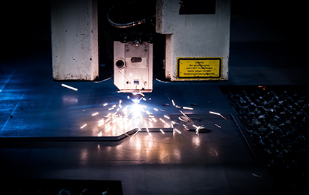 <font style='font-size:24px;font-weight:bold'> 產(chǎn)品質(zhì)量</font><br/>專(zhuān)注于生產(chǎn)各種PVC保鮮膜流延生產(chǎn)線(xiàn)、<br/>PVC保鮮膜吹膜生產(chǎn)線(xiàn)、PVC透明包裝膜生產(chǎn)線(xiàn)、TPU薄膜生產(chǎn)線(xiàn)等